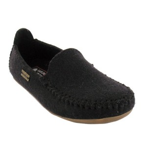 Descriptif : Chaussons HOMME Mocassins - cuir... Chaussons HOMME Mocassins - suédine - Mocassin homme en suédine, une matière douce et confortable au toucher peau de pêche. Dessus% polyester Doublure: .